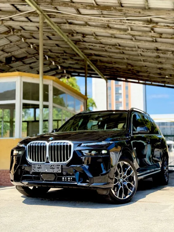 Bmw x7 M 40i xdrive 2026 carbon