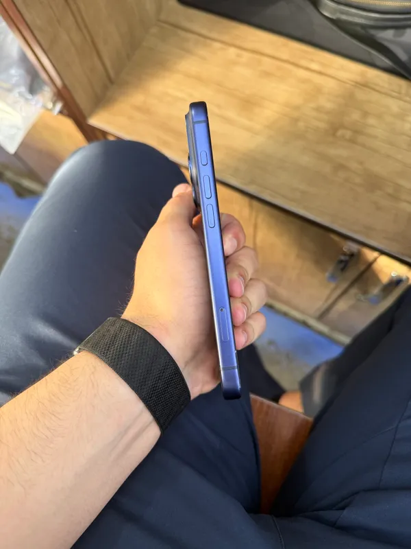 iPhone 17 Pro 2 iPhone 17 Pro 2