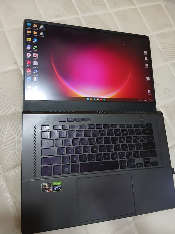 ASUS ROG Zephyrus G15 2 ASUS ROG Zephyrus G15 2