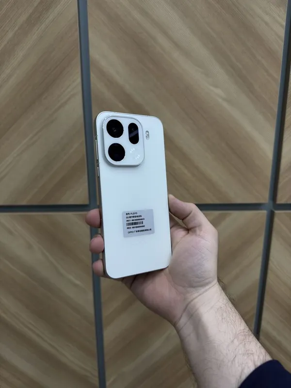 Oppo Find X9 Pro 16/512 GB China — фото 1
