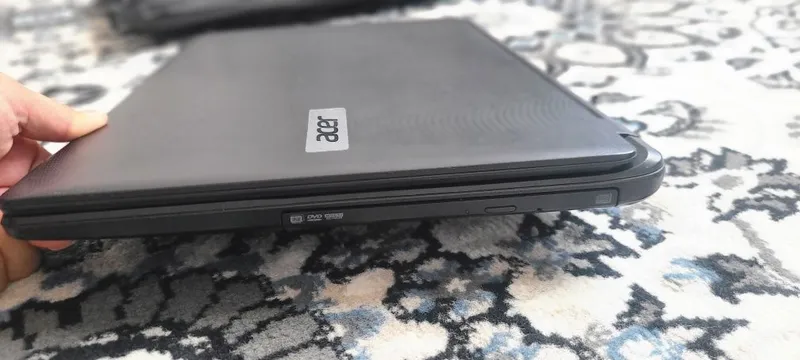Acer kompyuter 2gb/500gb hard 3 Acer kompyuter 2gb/500gb hard 3
