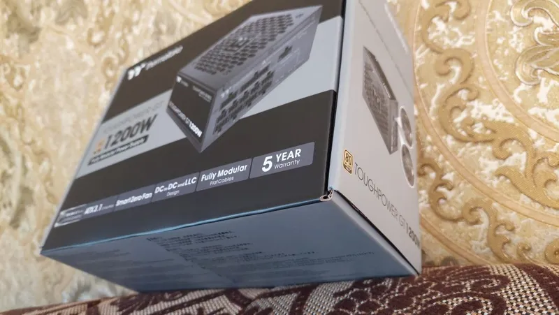 Thermaltake Toughpower GT 1200W 80 plus gold, блок питания — фото 2