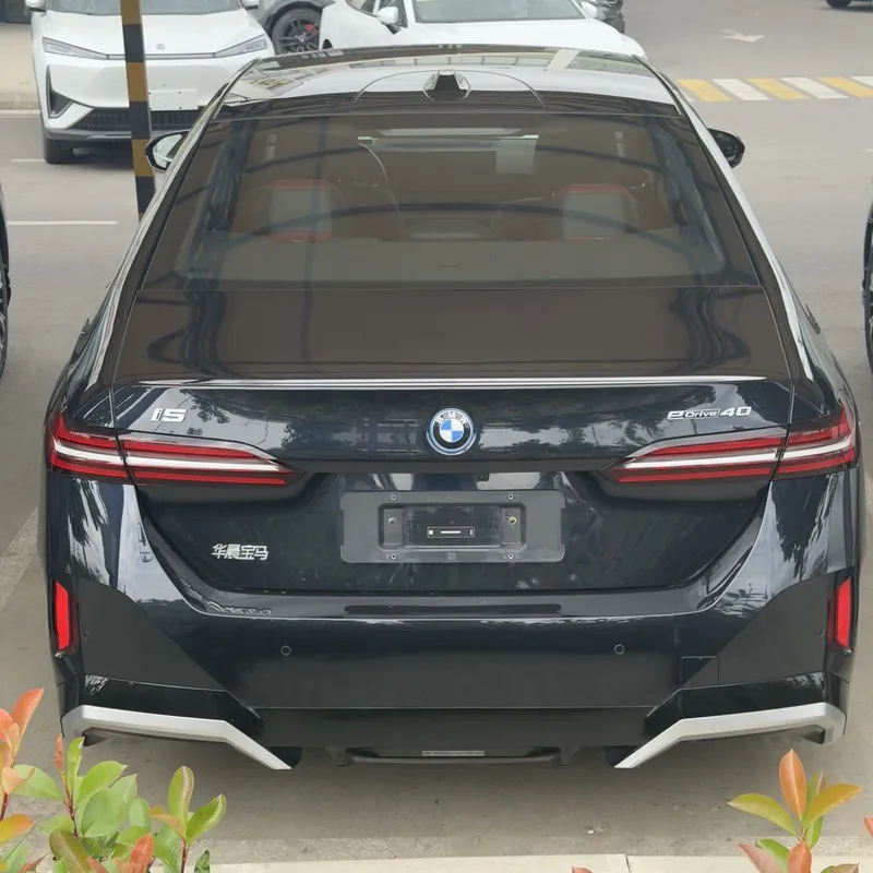 BMW i5 edrive40 full — фото 2