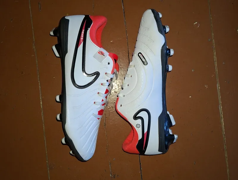 Nike Tempo бутсы, размер 42, новые 3 Nike Tempo бутсы, размер 42, новые 3