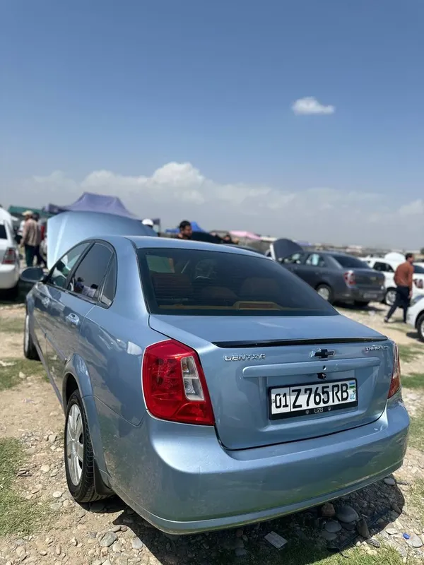 2013 yil Lacetti 1.8 gentra kuzov sotiladi — фото 1