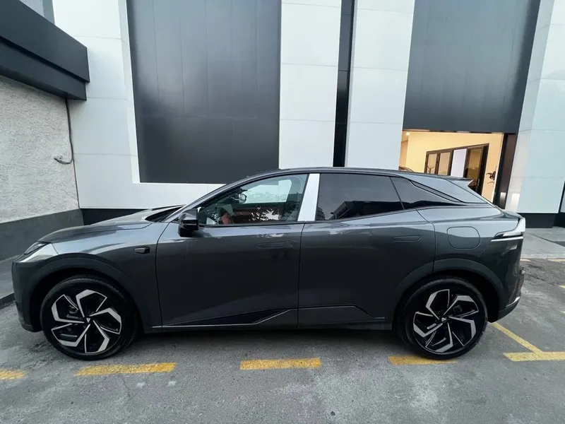 Deepal S07 (230 ultra) 2025/2026 restyling 1 Deepal S07 (230 ultra) 2025/2026 restyling 1