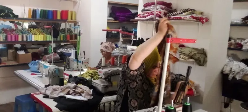 Ayollar kiyim kechaklari
