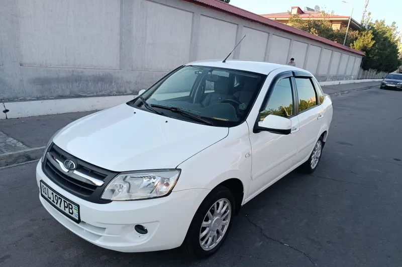 LADA GRANTA 1.6 в отличном состояние 4
