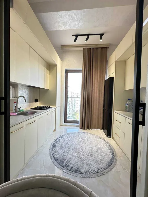 Сдаю светлую 2х ком кв-ру 7/8 на Жк Gardens Residence Ташкент сити А1 — фото 4