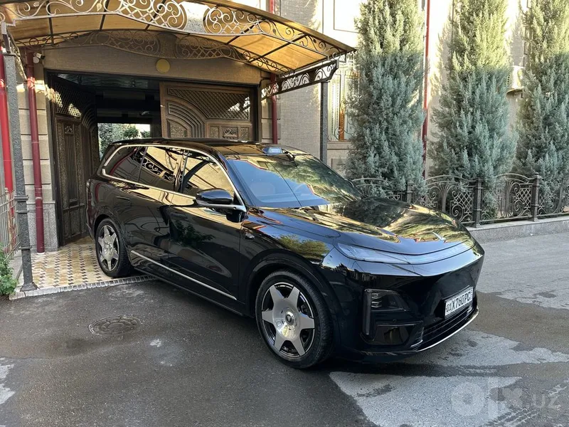 Deepal S09, идеальное состояние, полная броня 3 Deepal S09, идеальное состояние, полная броня 3