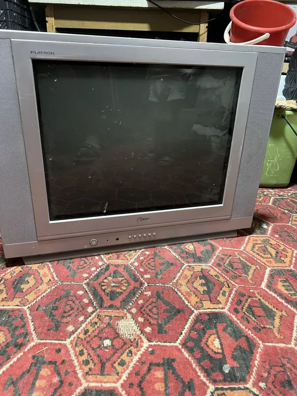 televizor bittasi kotta bittasi kichkina — фото 3
