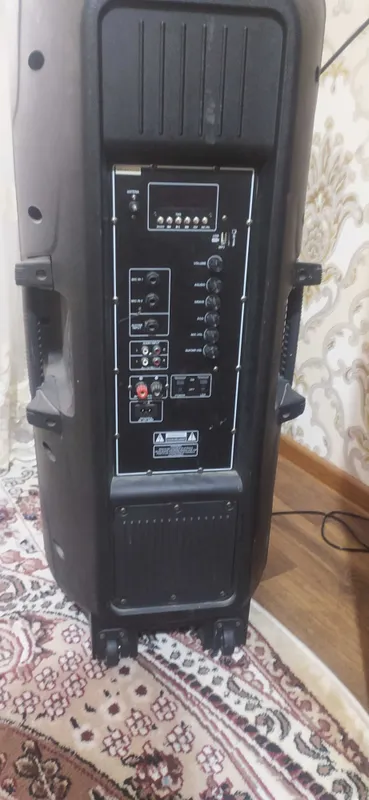 Kalonka sotiladi akumlyatorli blutuz radio mikrafon bor — фото 1
