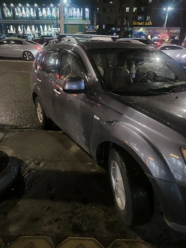 Прадам свое авто Mitsubishi Outlander