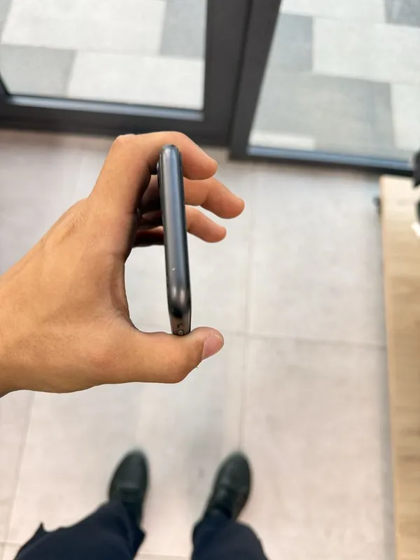 Iphone 11 black срочно 4 Iphone 11 black срочно 4