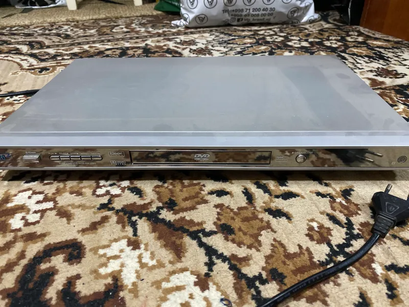 DVD Player 1 DVD Player 1