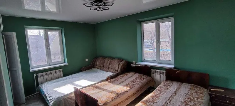 Продаётся участок 10,5 соток, город Чарвак, микрорайон Дустлик, центр — фото 2