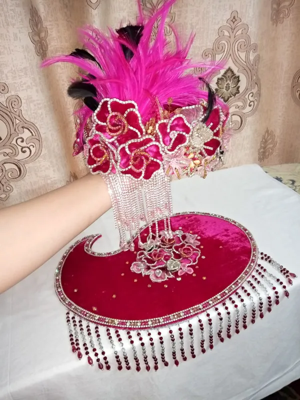 Кухонное полотенце и шапка Кухонное полотенце и шапка