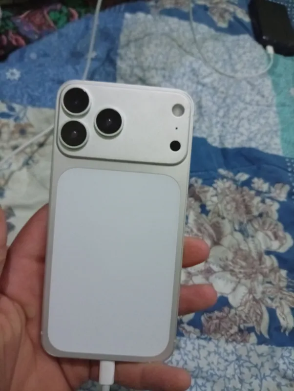 iphone xc max 17 pro max qilingan holati yaxshi 2