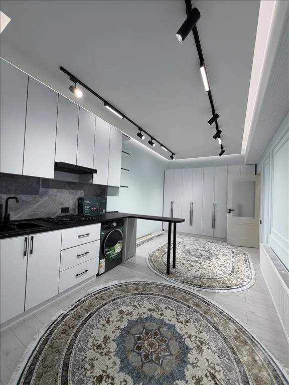 2-комн квартира, 62 м², 3/5 этаж, Юнусабад 7 (м. Юнусабад) 3