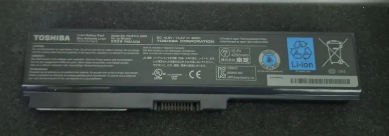 Продаётся Toshiba Батарейка для ноутбука. Б/У Состояние отличное. — фото 1