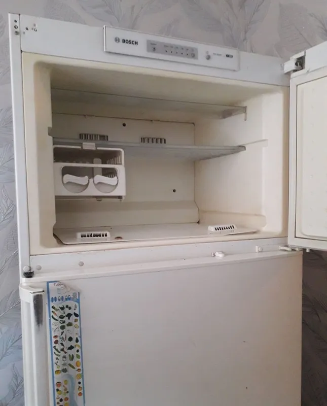 Продаётся холодильник 2 Продаётся холодильник 2