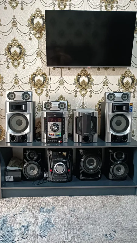 Muzikalniy sentrlar sotiladi 1 Muzikalniy sentrlar sotiladi 1