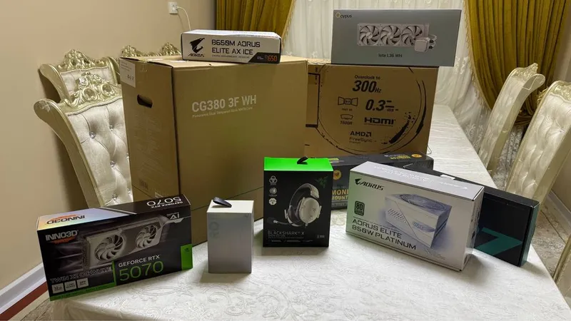 Топовый Белый Игровой ПК (Ryzen 7 7800X3D / RTX 5070 / 32GB DDR 5 / … 1