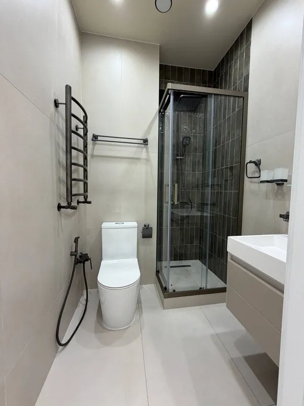 4 xonali kvartira, 105 m2, Yashnobod 7
