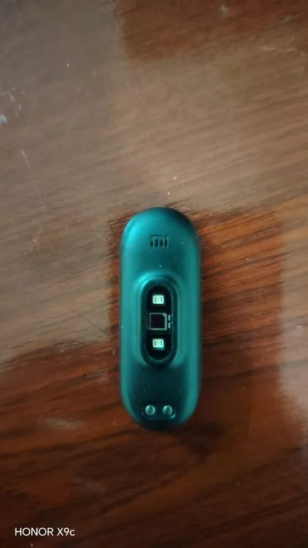 Mi band 4 fitness браслет — фото 2
