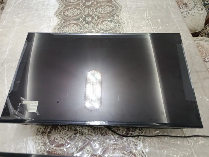 televizor Vesta 32tali android mas oddiy