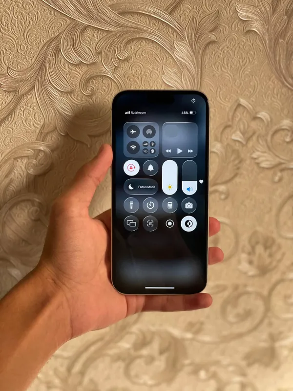 Iphone 17 pro max silver 5