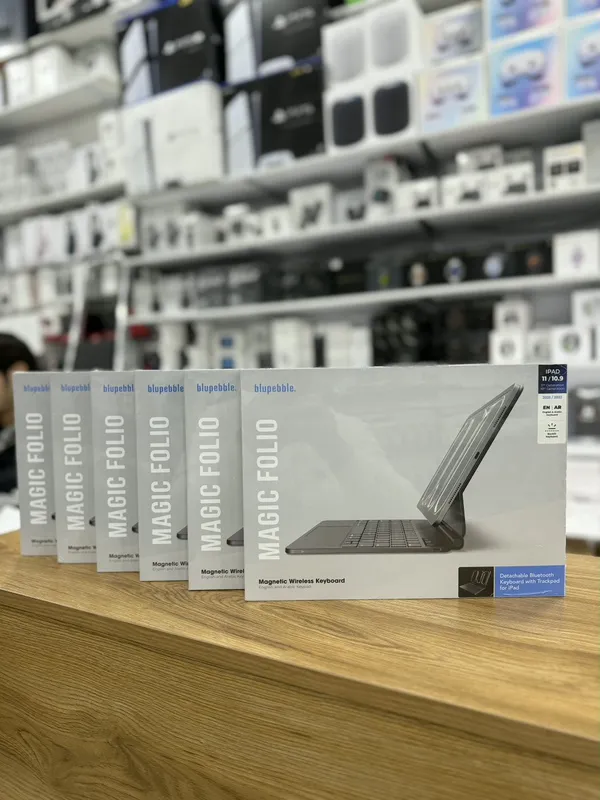 Magic Folio Keyboard Bluebubble Ipad A16 uchun (optom) в наличии — фото 1