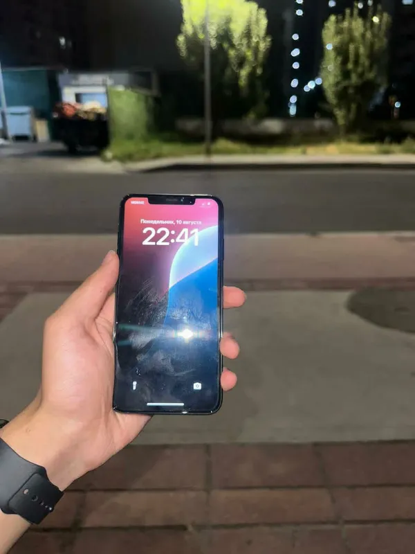 Продаётся iPhone XS Max 3 Продаётся iPhone XS Max 3
