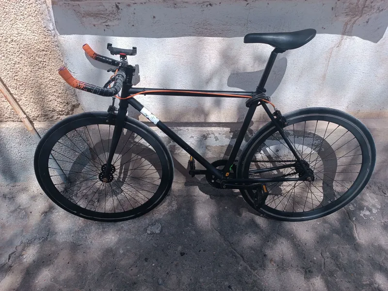 Rusumi: Trek velosiped spartivniy