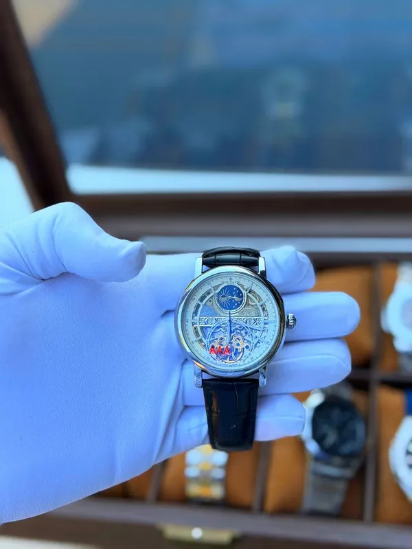 PATEK PHILIPPE — Premium mechanical watch 4 PATEK PHILIPPE — Premium mechanical watch 4