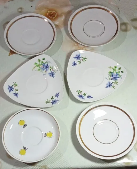 Продам. Блюдца советские. На добор.