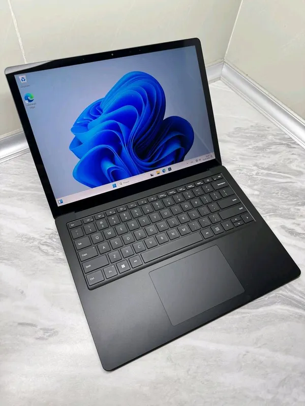 Microsoft Surface Laptop 5