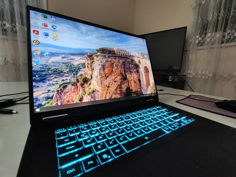 Gigabyte Gaming G6 1 Gigabyte Gaming G6 1