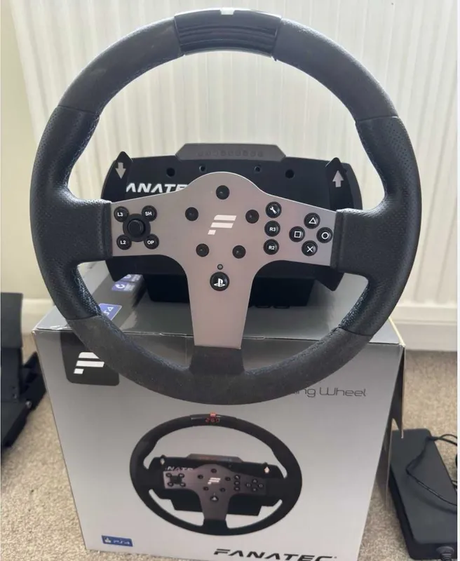 Руль Fanatec CSL Elite и педали 1 Руль Fanatec CSL Elite и педали 1