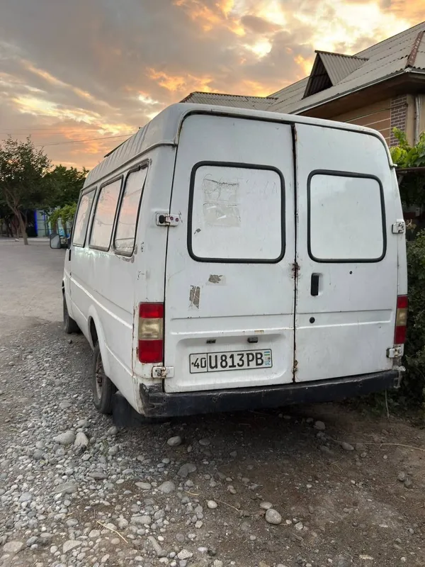 Ford 1989 yil Salarkada Balonlari Yangi Saloni zo'r xolada Izatermiz 3 Ford 1989 yil Salarkada Balonlari Yangi Saloni zo'r xolada Izatermiz 3