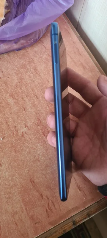 Samsung Galaxy S10 Lite — фото 2