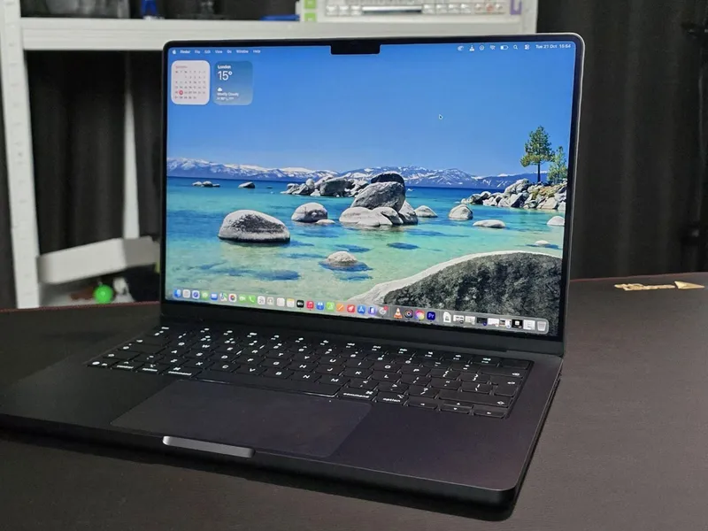 Apple MacBook Pro 14 (16GB/512GB) Только в рассрочку 1