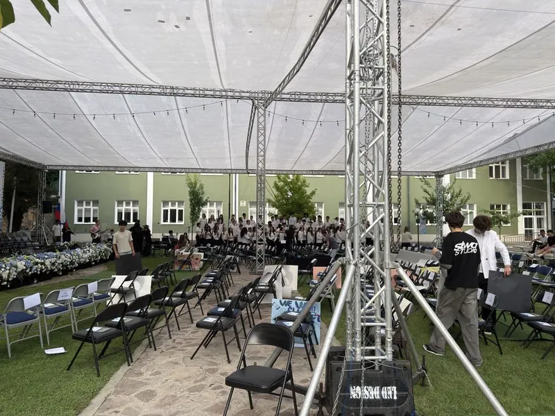 Arenda Led ekran, alyumin konstruksiya, podium, svetomuzika 5 Arenda Led ekran, alyumin konstruksiya, podium, svetomuzika 5