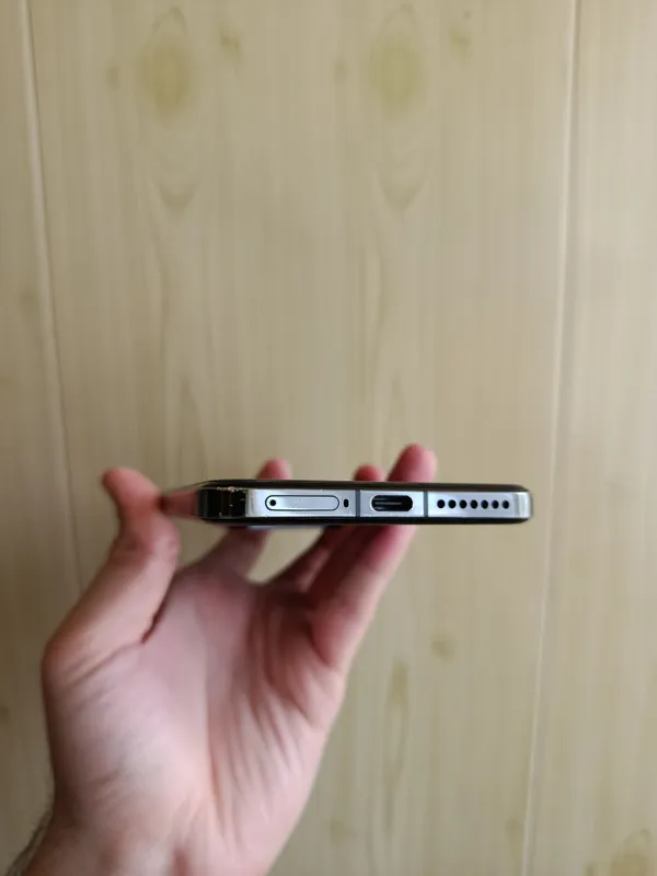 Xiaomi 14 Pro Black 16/512 Holat yahshi Full Komplekt China versia — фото 3