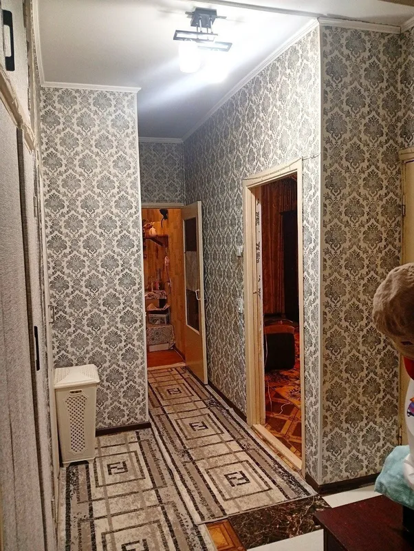 Чирчик 8й микрорайон продается 2х комн кв 34000$ 4