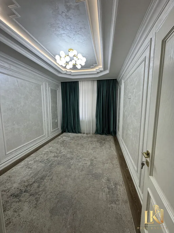 Продается 3-комнатная квартира в ЖК PARKENT PLAZA FDG с авторским ремонтом и мебелью в Яшнабадском районе — фото 7