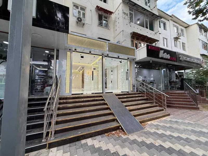 Срочно продаётся коммерческий помещений в центре города — фото 8 Срочно продаётся коммерческий помещений в центре города — фото 8