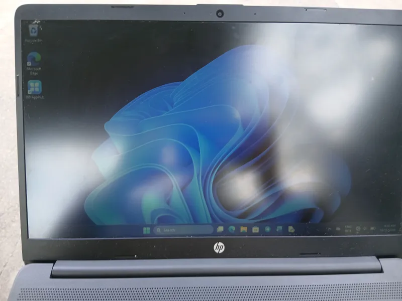 HP G9 15,6 дюйма 4 HP G9 15,6 дюйма 4