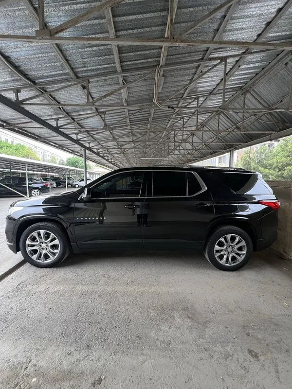 CHevrolet TRAVERSE 2021 Batumotors — фото 2