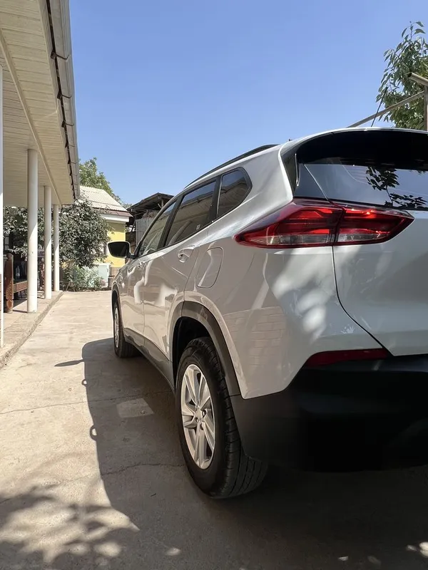 Chevrolet Tracker 2 ls 3